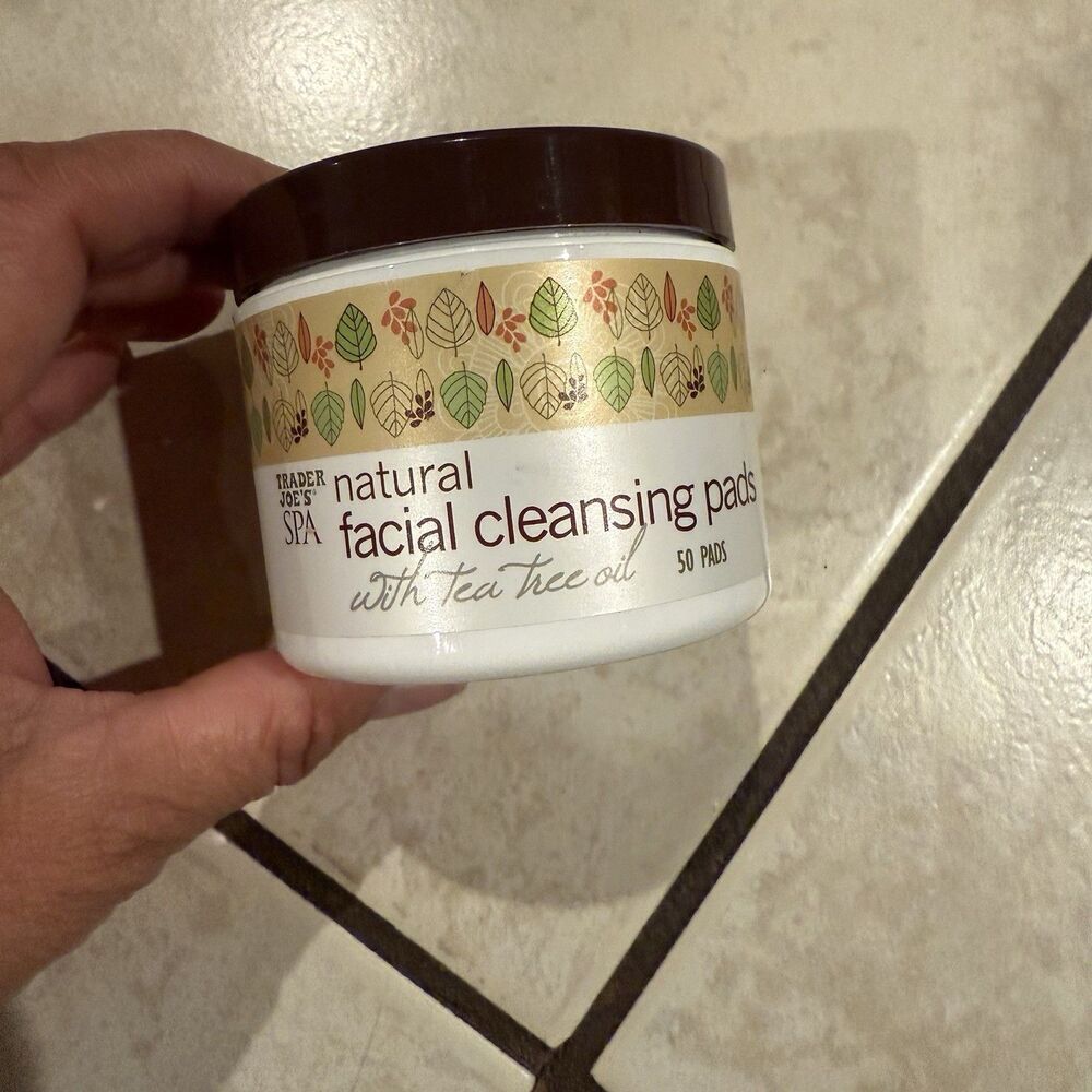 new Trader Joe's Spa Natural Facial Cleansing Pad Tea Tree Oil 50 Pads New